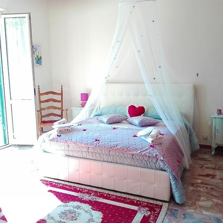 Bed And Breakfast Romantica Evasione Sutri Luaran gambar