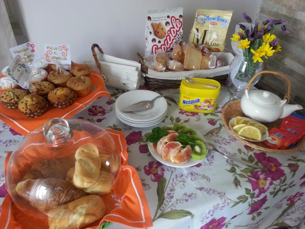 Bed And Breakfast Romantica Evasione Sutri Luaran gambar