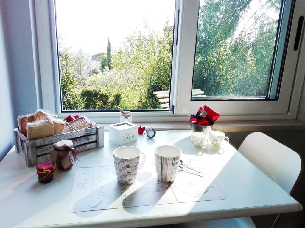Bed And Breakfast Romantica Evasione Sutri Luaran gambar