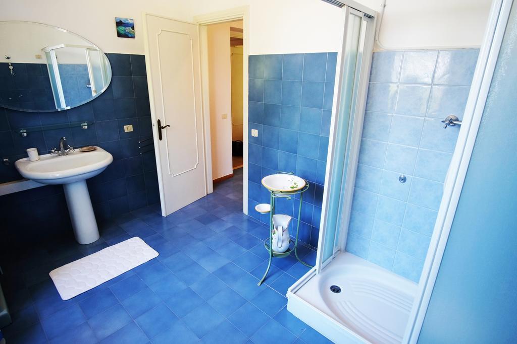 Bed And Breakfast Romantica Evasione Sutri Luaran gambar