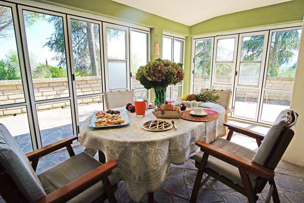 Bed And Breakfast Romantica Evasione Sutri Luaran gambar