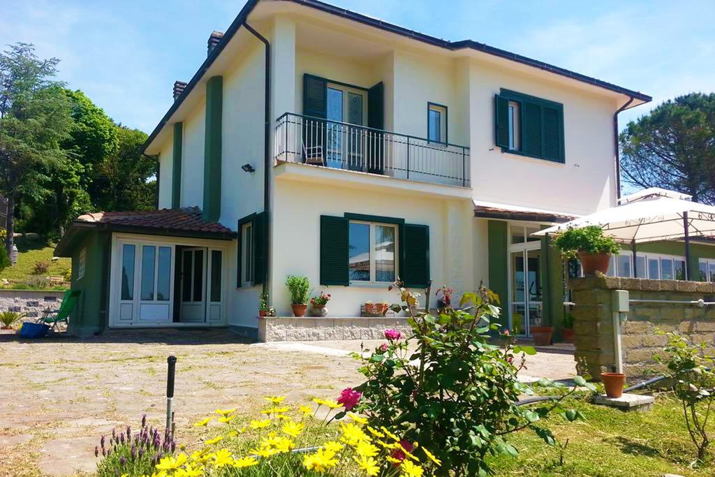 Bed And Breakfast Romantica Evasione Sutri Luaran gambar